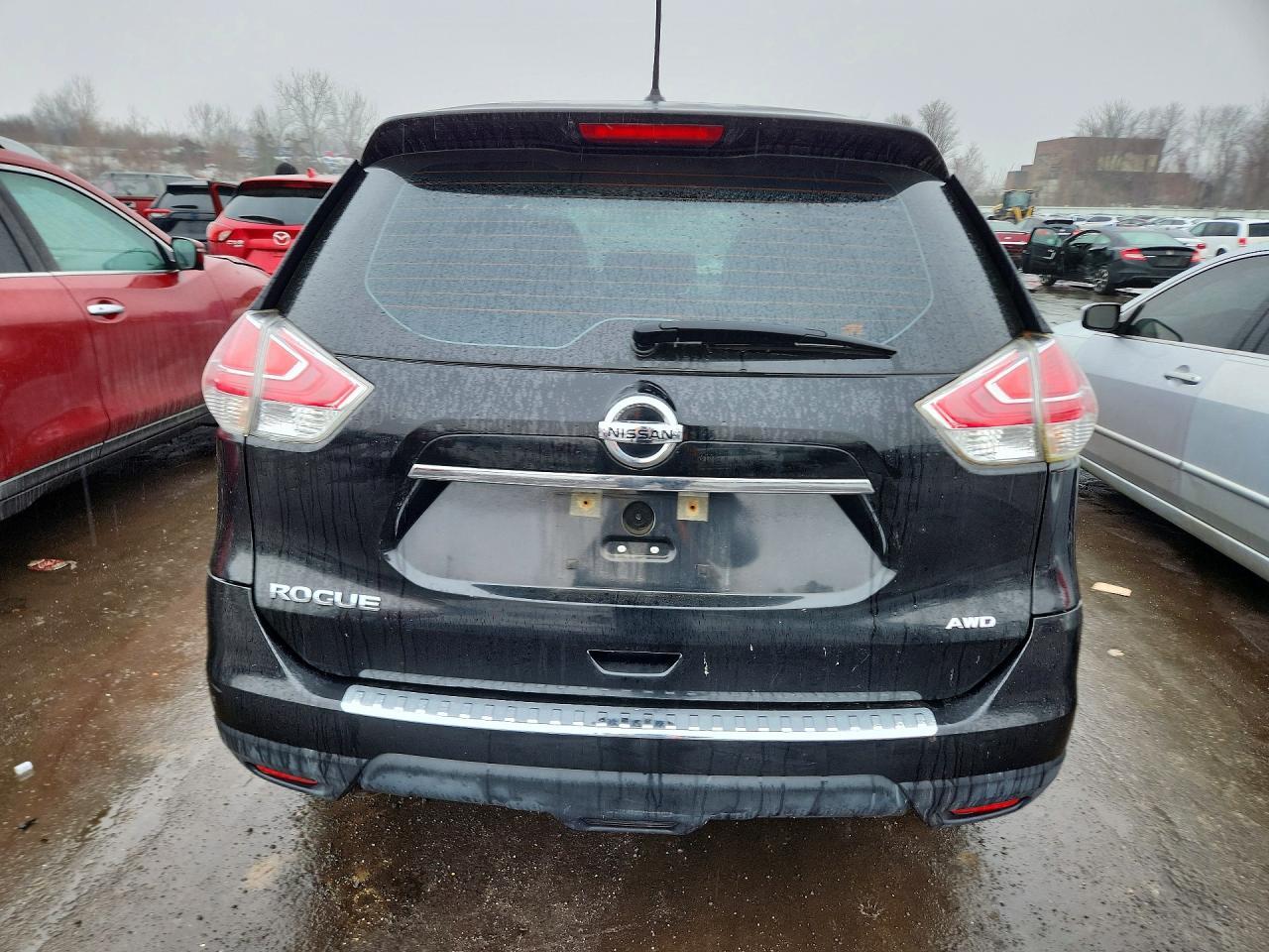 2016 NISSAN ROGUE