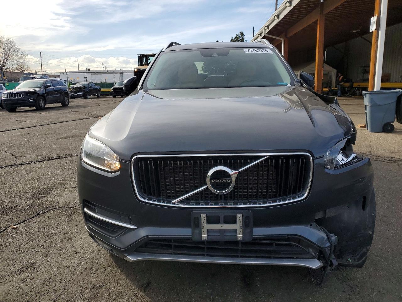 2016 VOLVO XC90