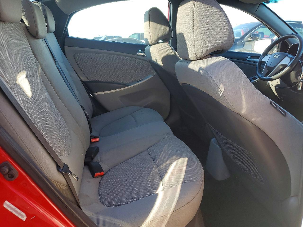 2014 HYUNDAI ACCENT