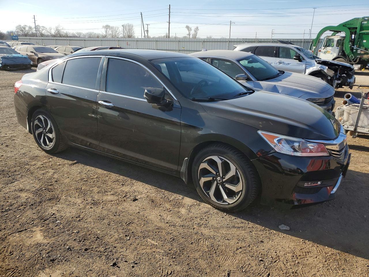 2017 HONDA ACCORD