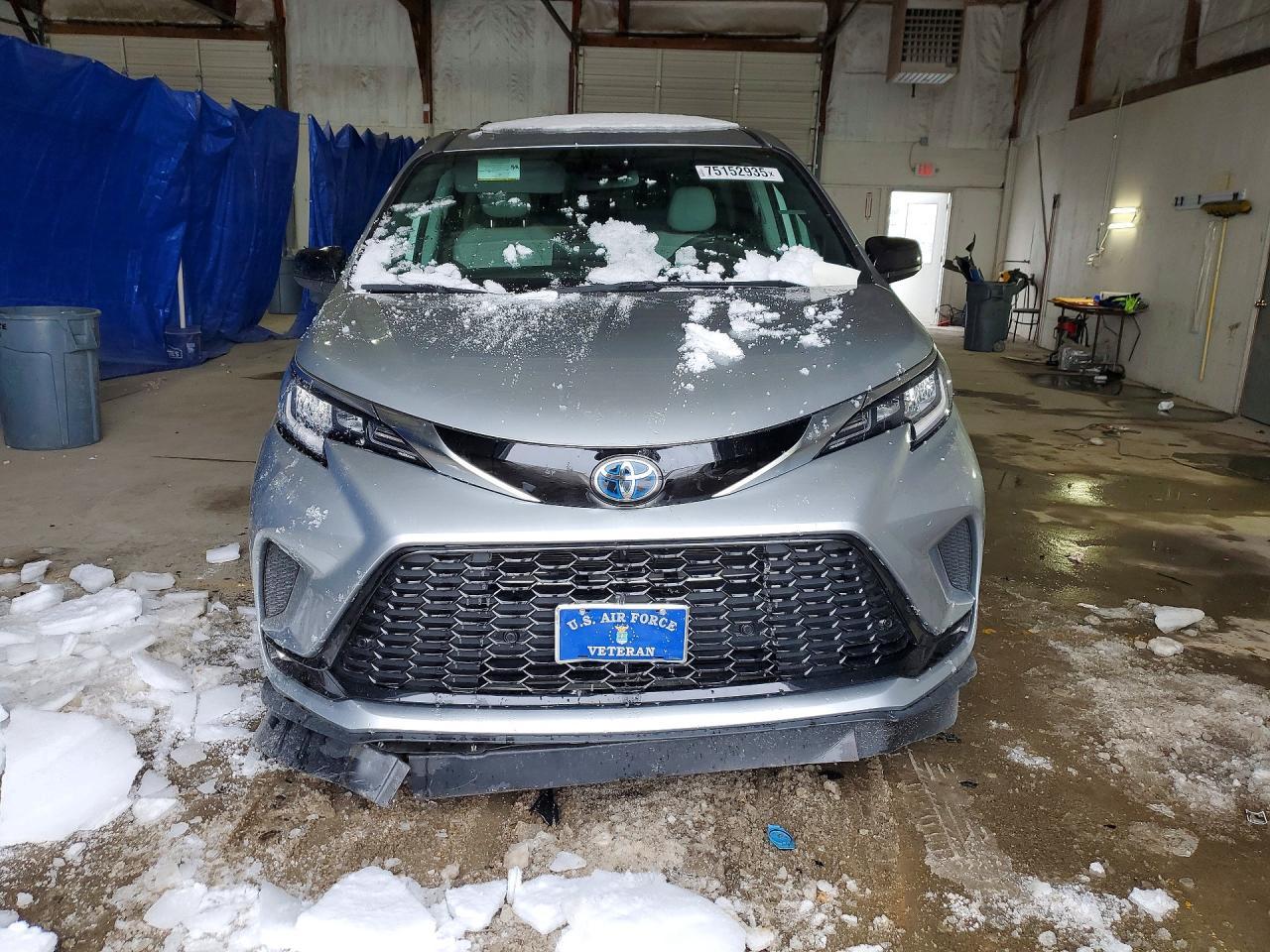 2022 TOYOTA SIENNA