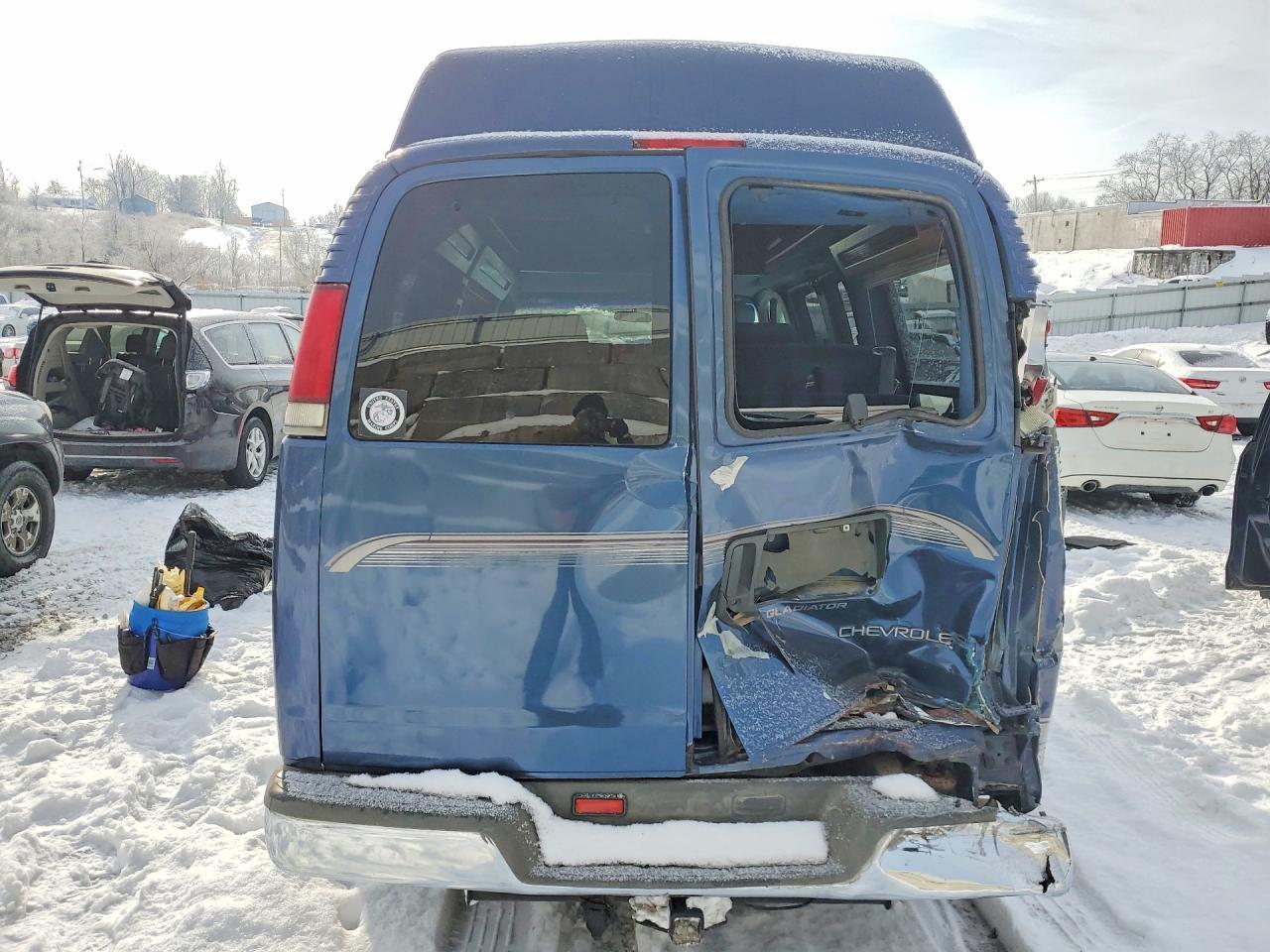 1996 CHEVROLET G10