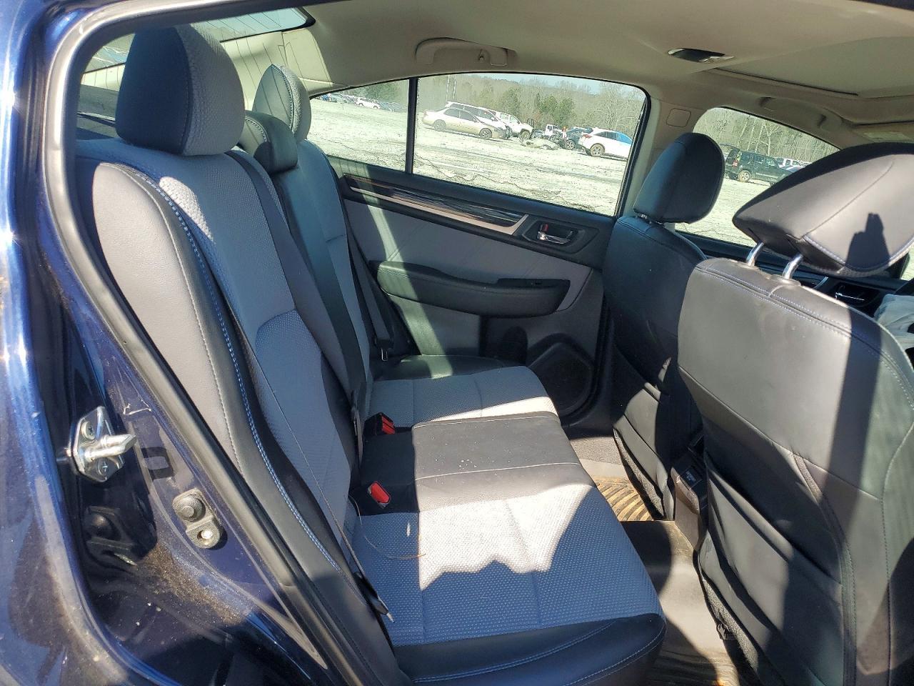 2018 SUBARU Legacy