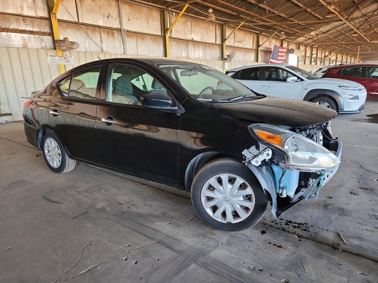 2016 NISSAN VERSA