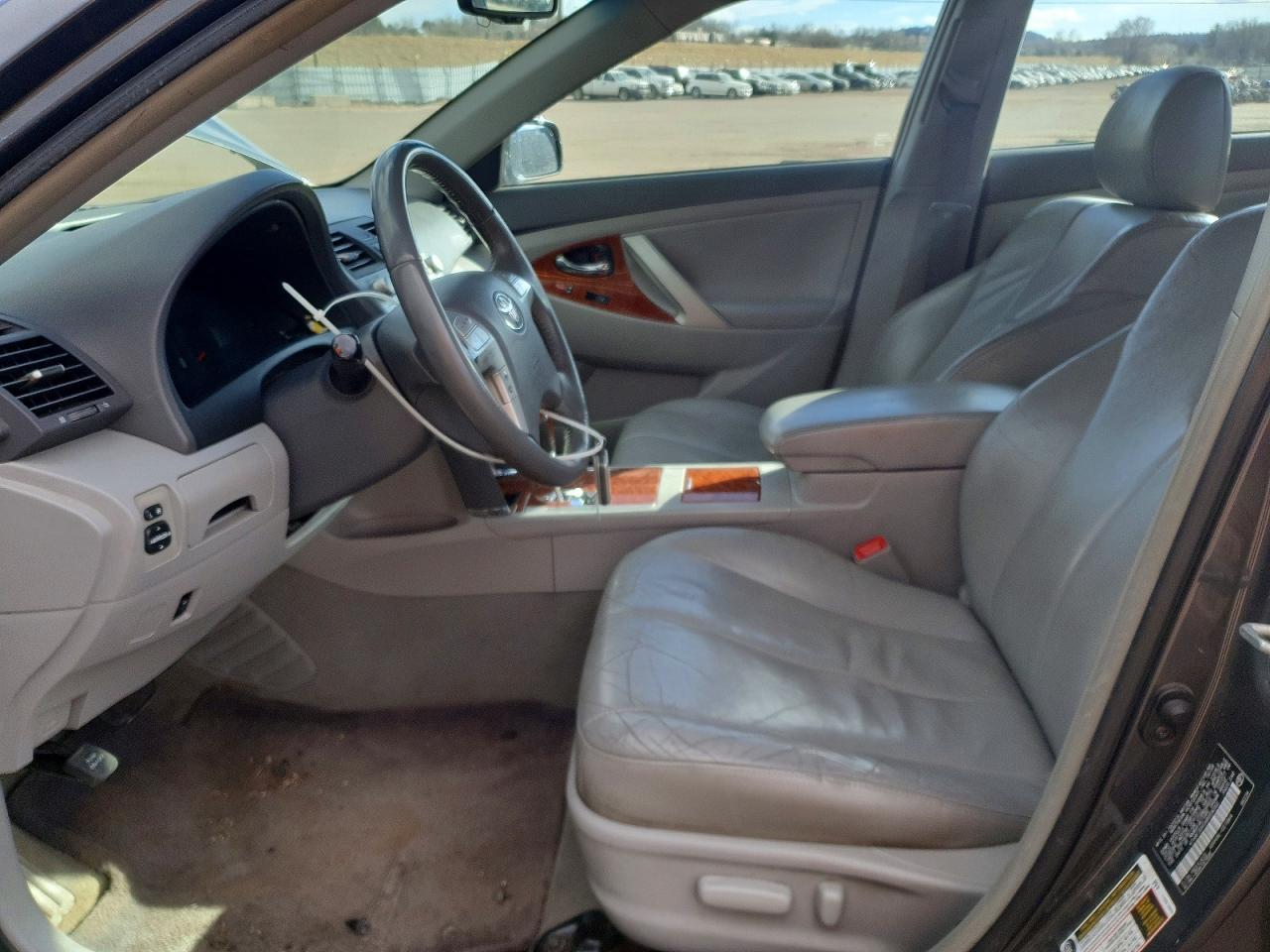 2010 TOYOTA CAMRY