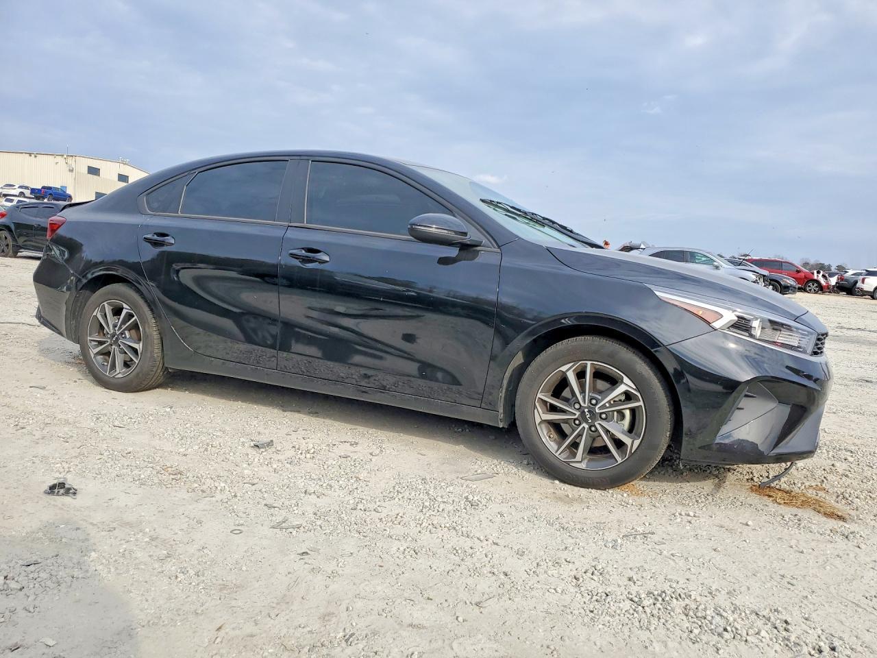 2023 KIA FORTE