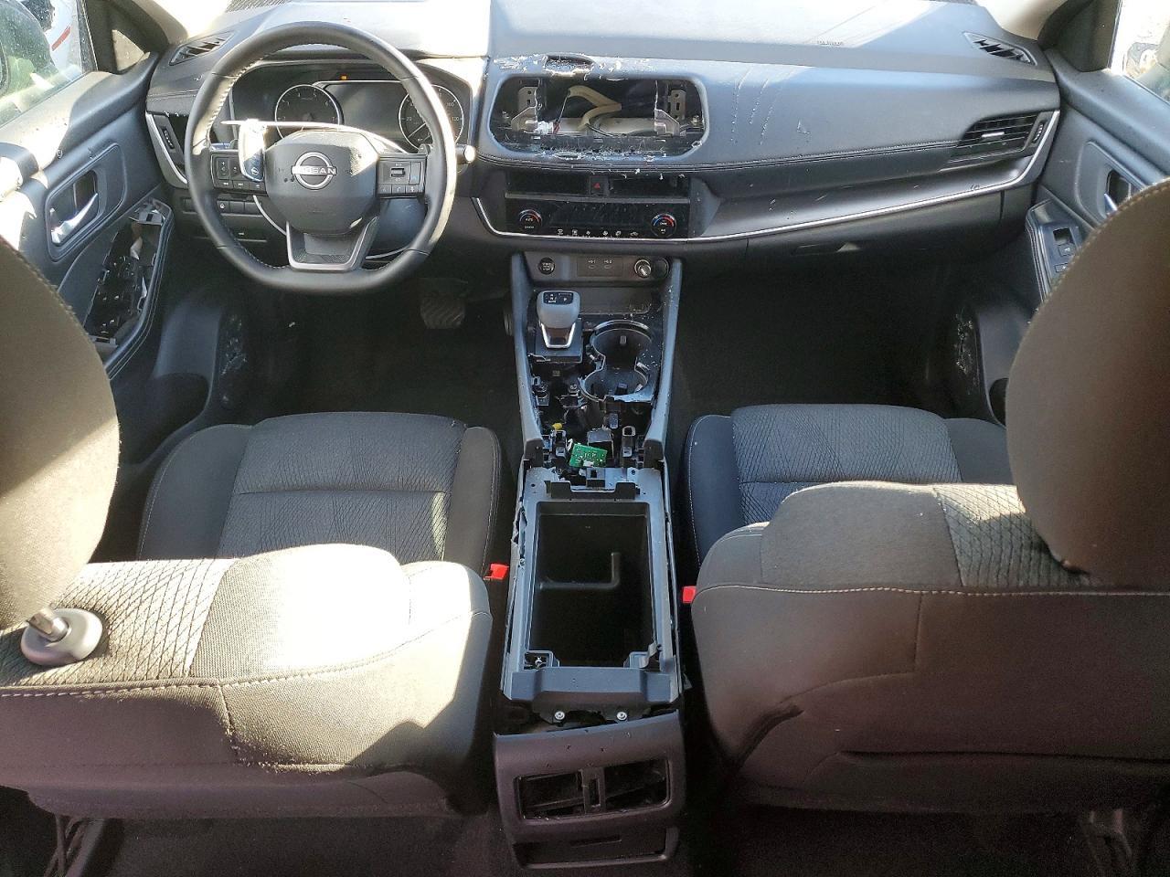 2025 NISSAN ROGUE
