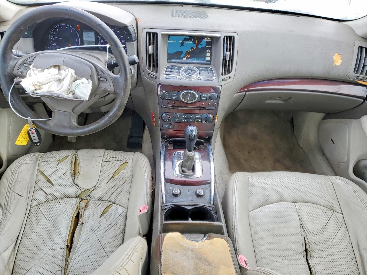 2011 INFINITI G37