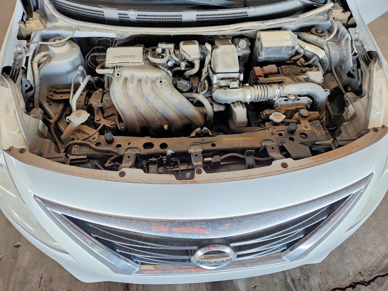 2017 NISSAN VERSA