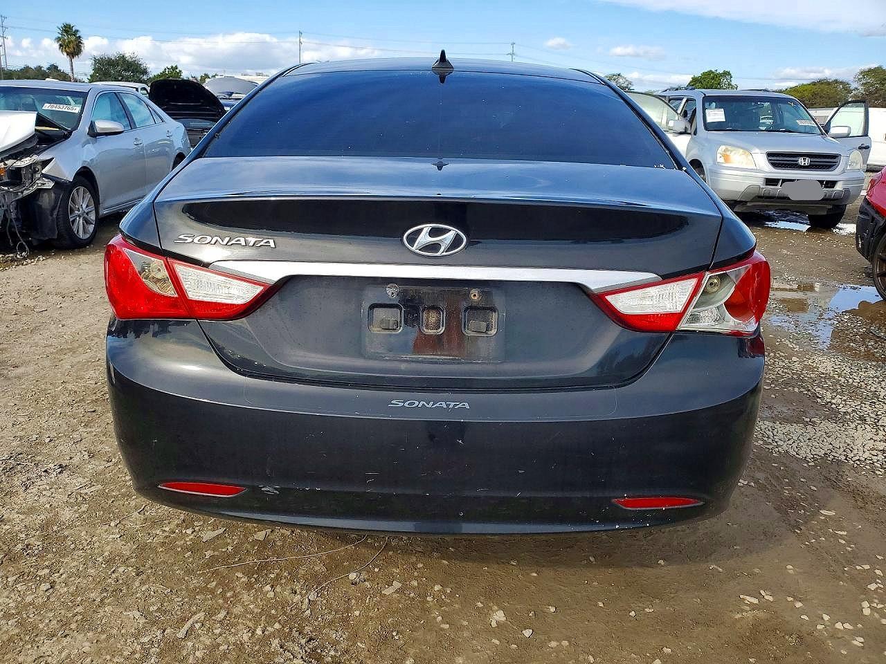 2013 HYUNDAI SONATA