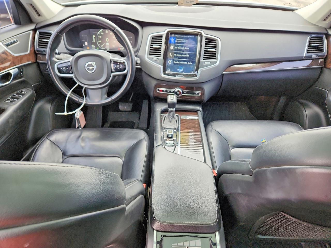 2019 VOLVO XC90