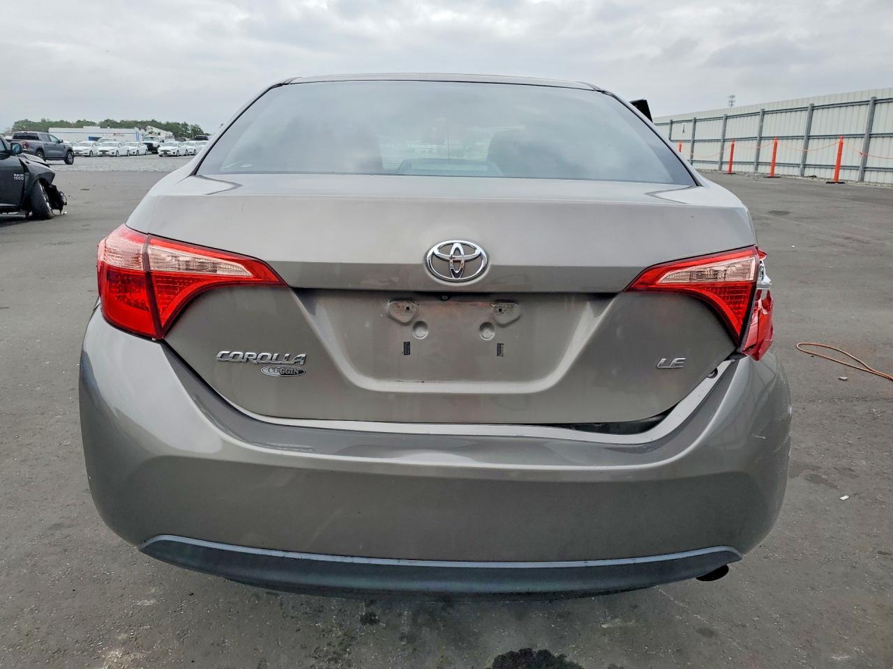2018 TOYOTA COROLLA