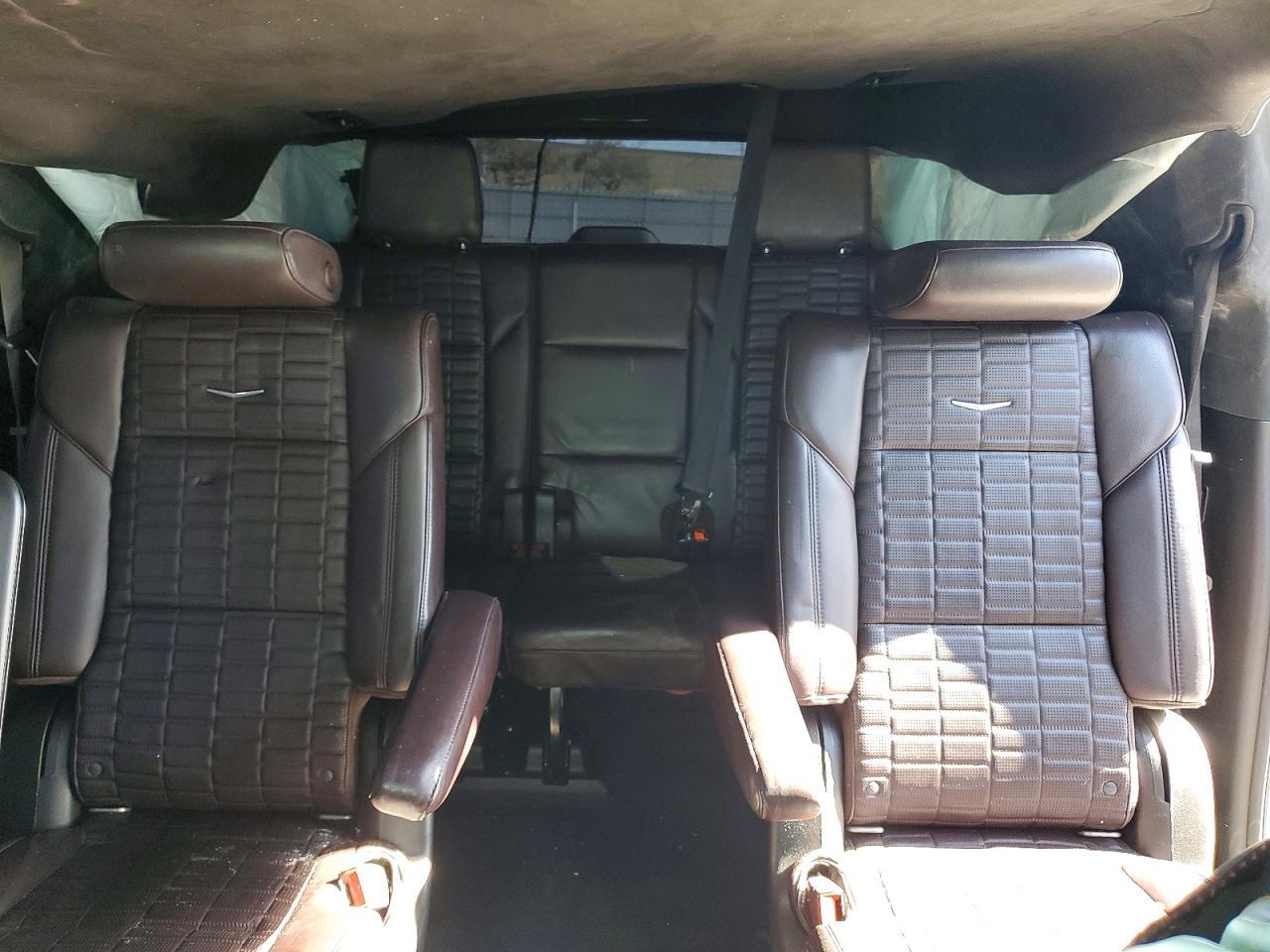 2021 CADILLAC Escalade ESV
