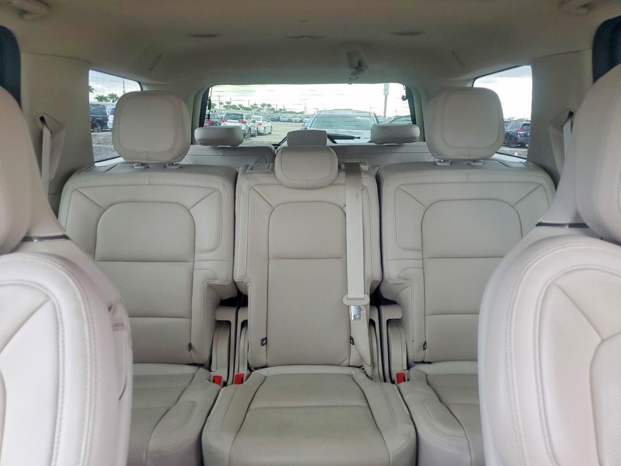 2021 LINCOLN Navigator
