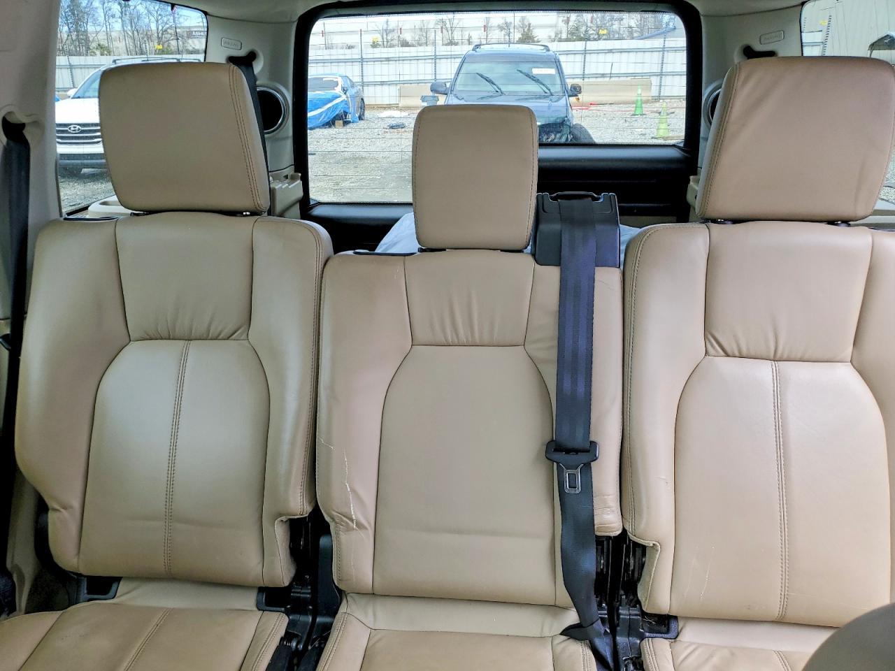 2011 LAND ROVER LR4