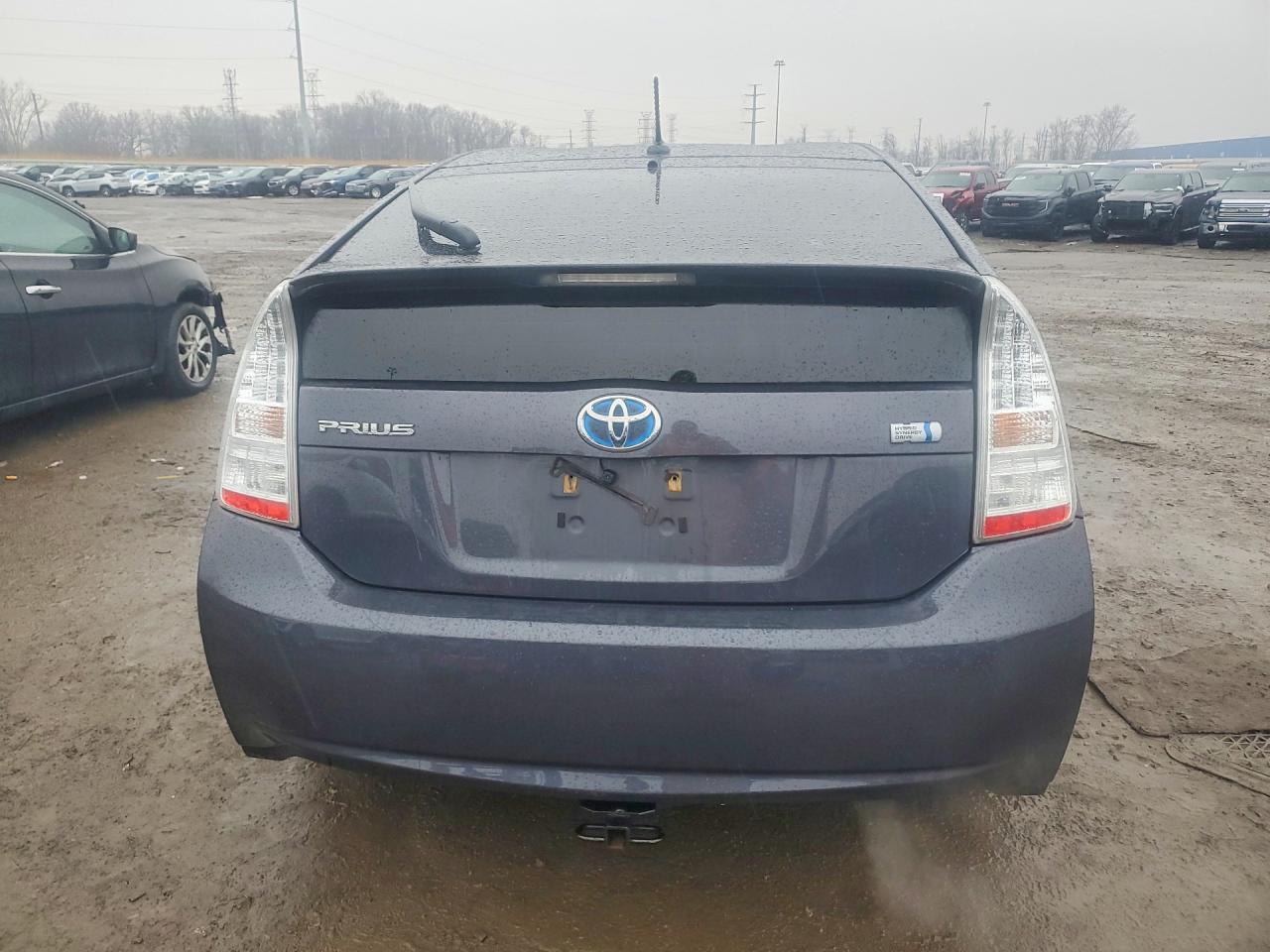 2011 TOYOTA PRIUS