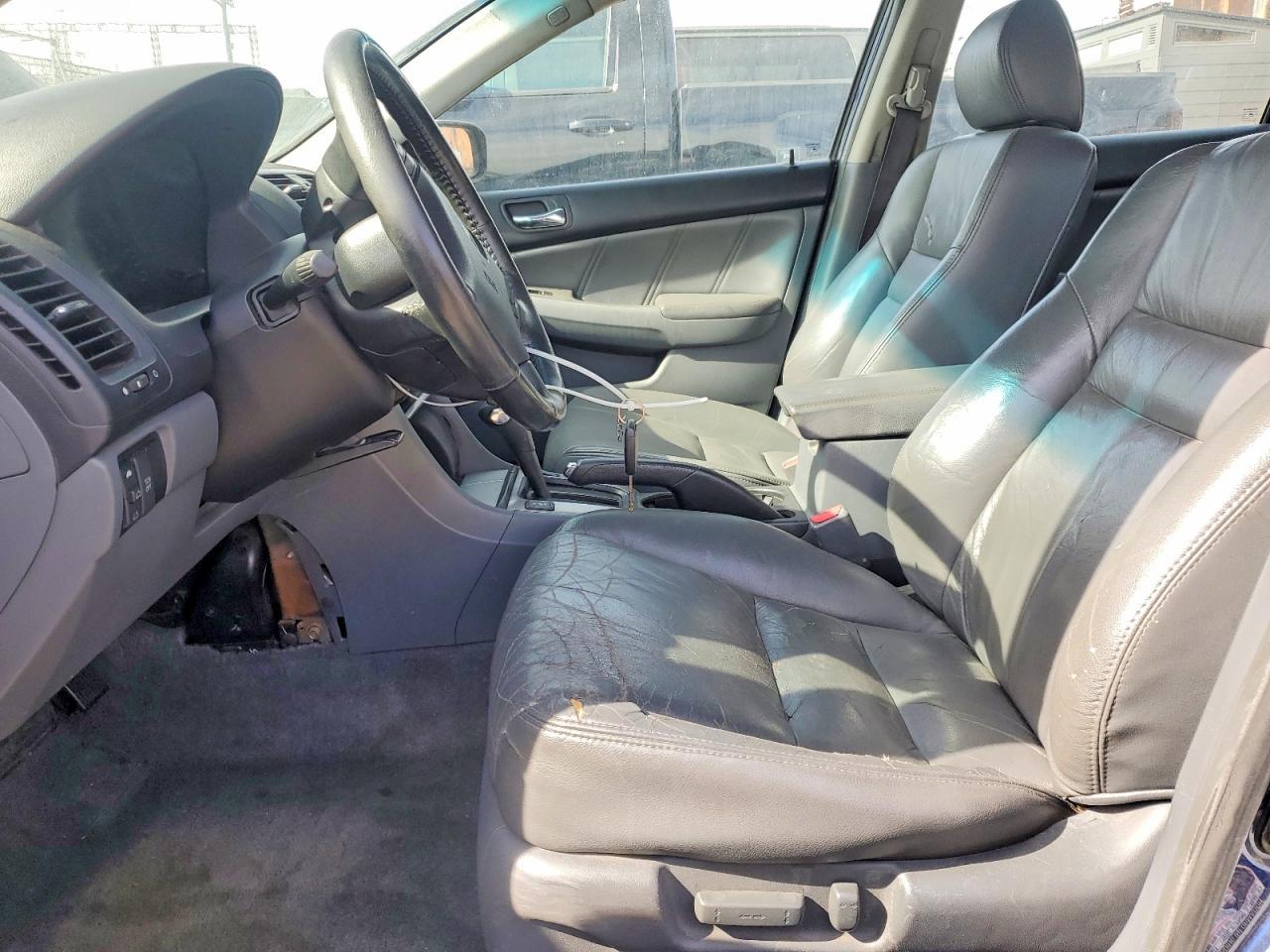 2004 HONDA ACCORD