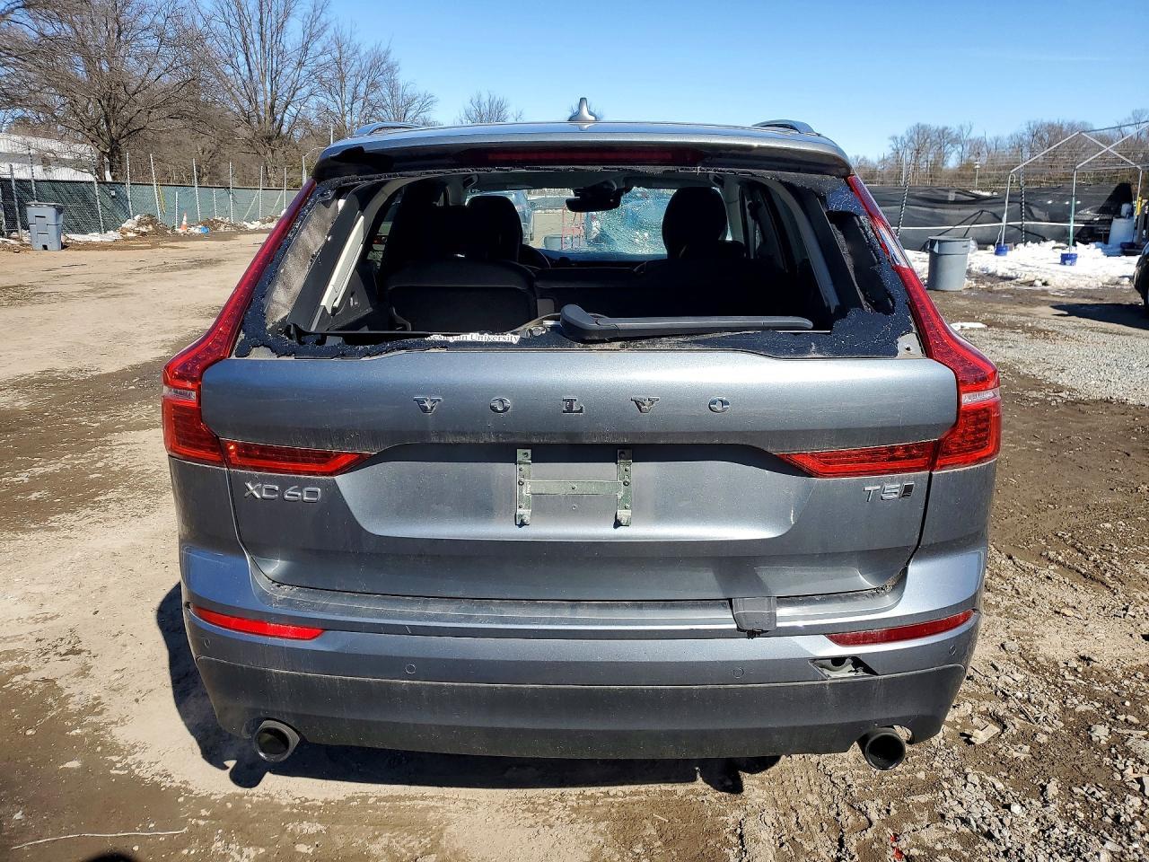 2020 VOLVO XC60