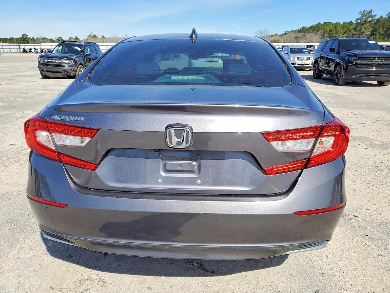 2019 HONDA ACCORD