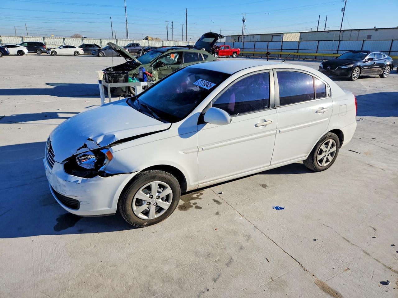 2009 HYUNDAI ACCENT