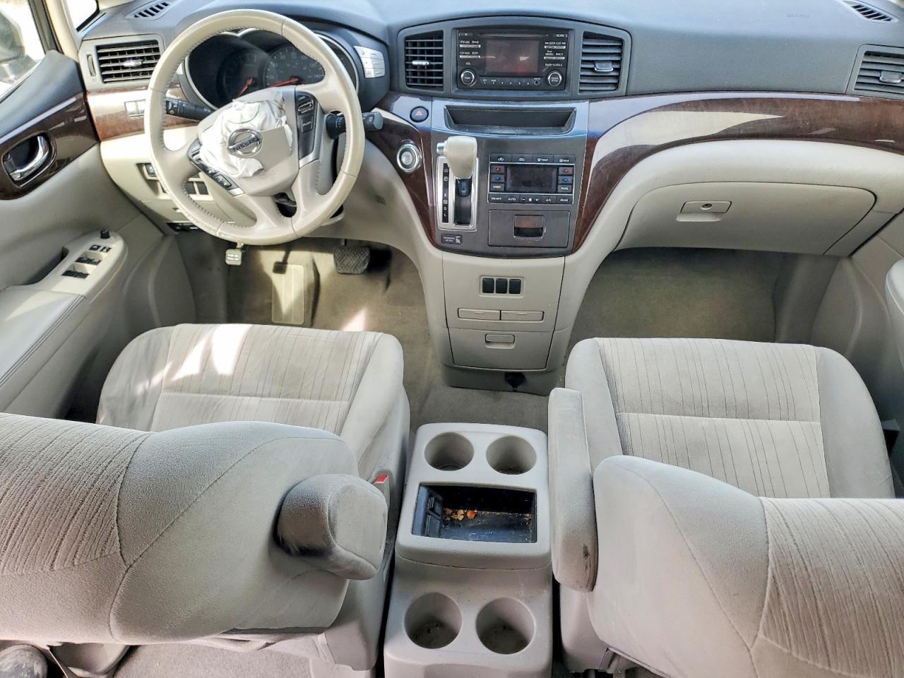 2013 NISSAN Quest