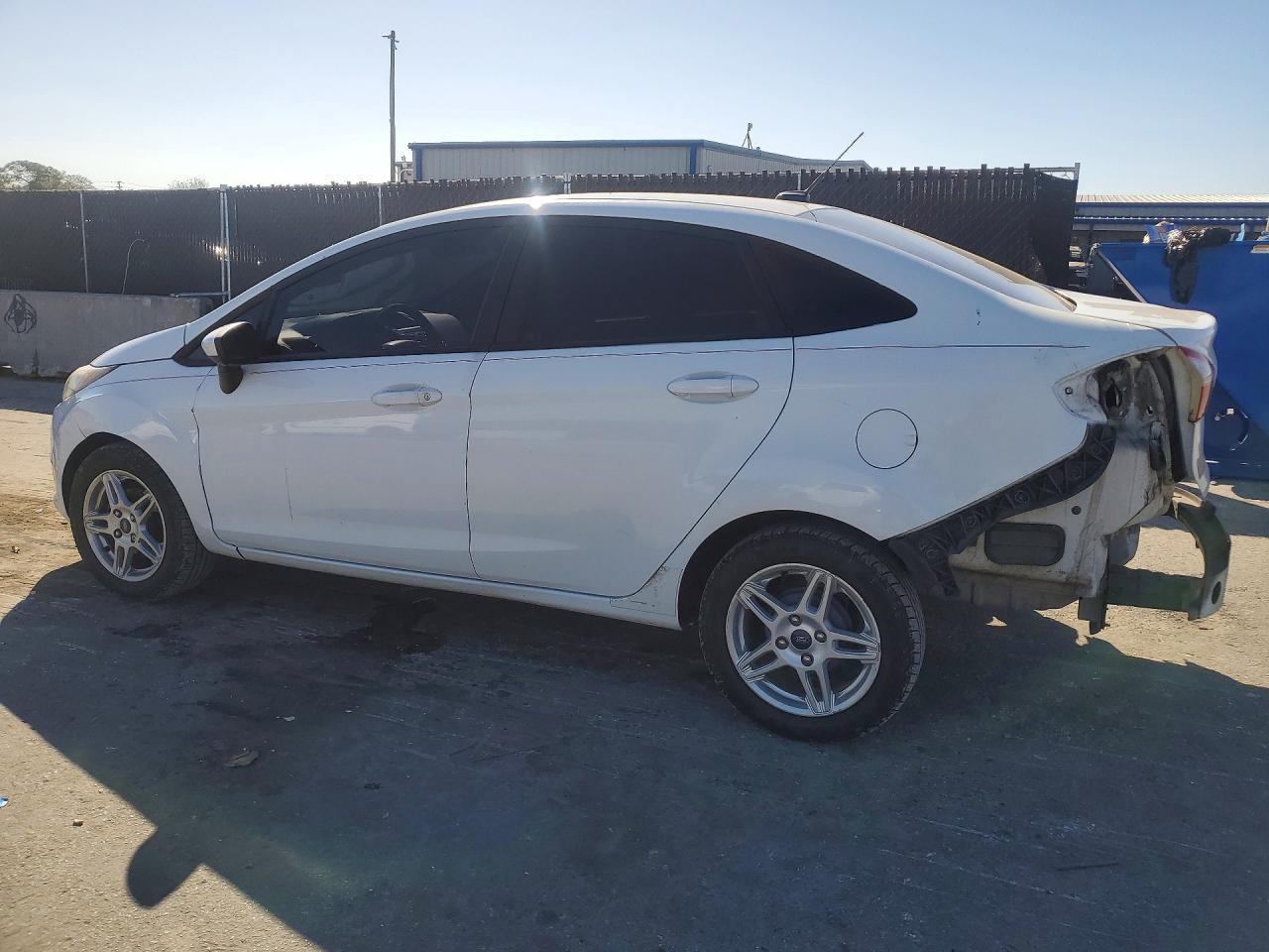 2017 FORD Fiesta