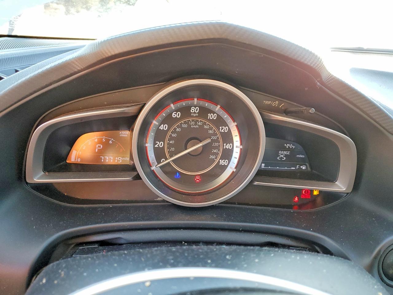 2015 MAZDA 3