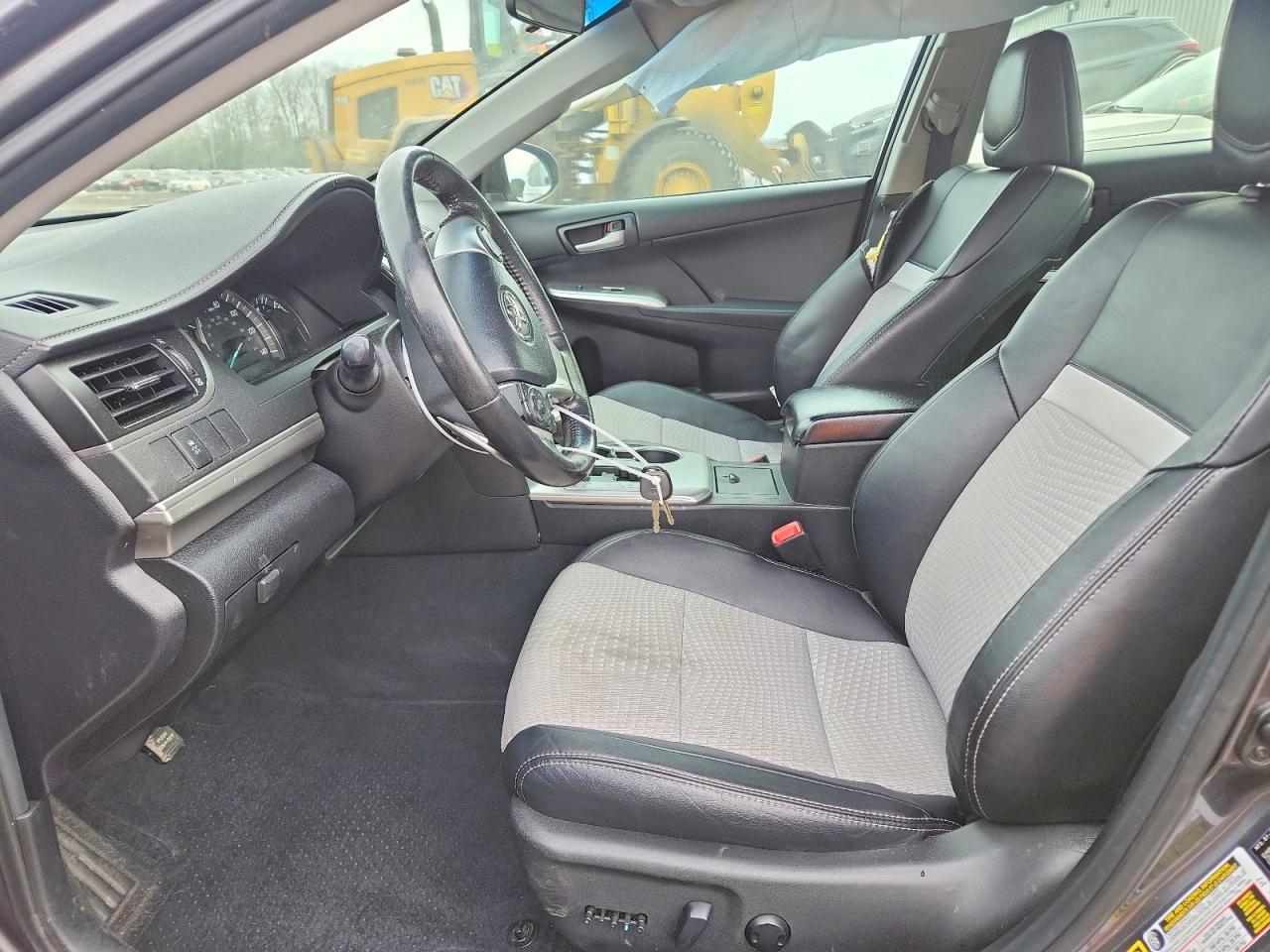 2013 TOYOTA CAMRY