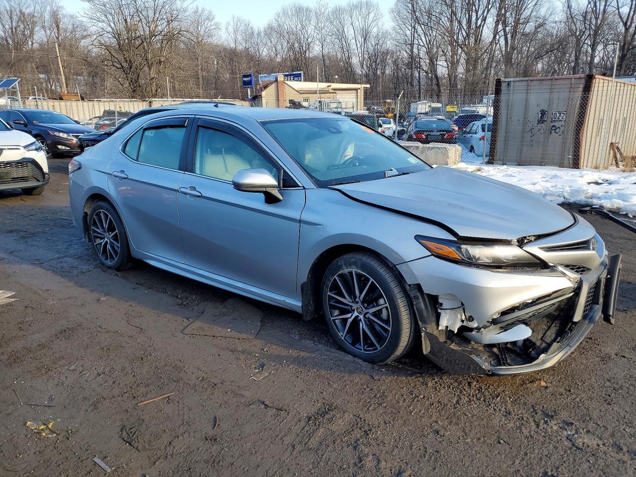 2021 TOYOTA CAMRY