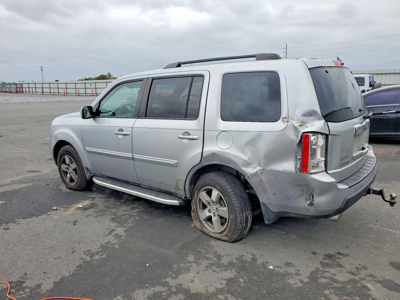 2011 HONDA PILOT