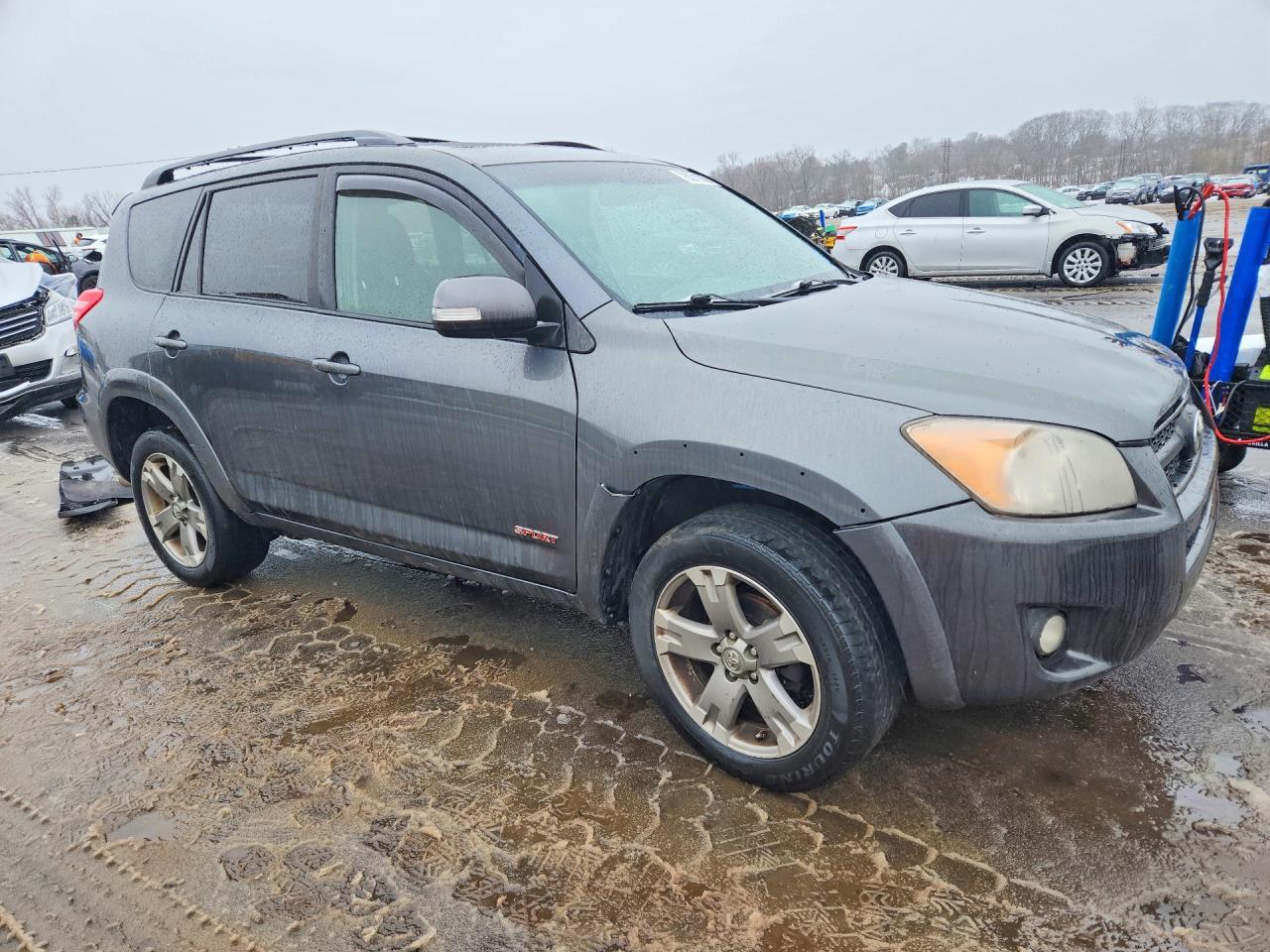 2011 TOYOTA RAV4
