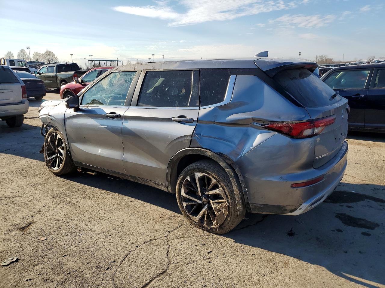 2024 MITSUBISHI outlander