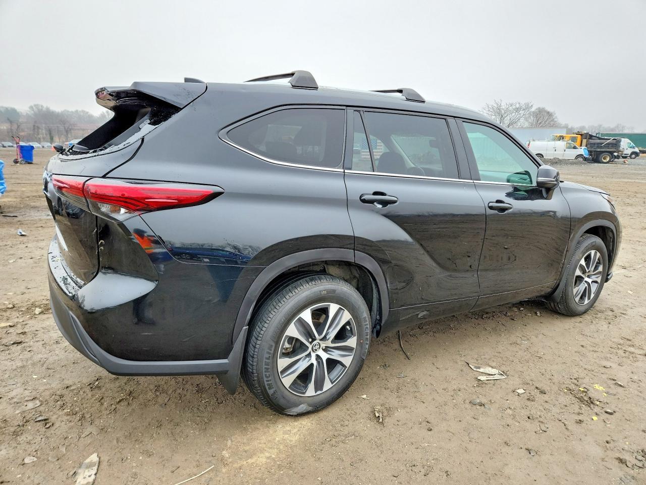 2023 TOYOTA HIGHLANDER