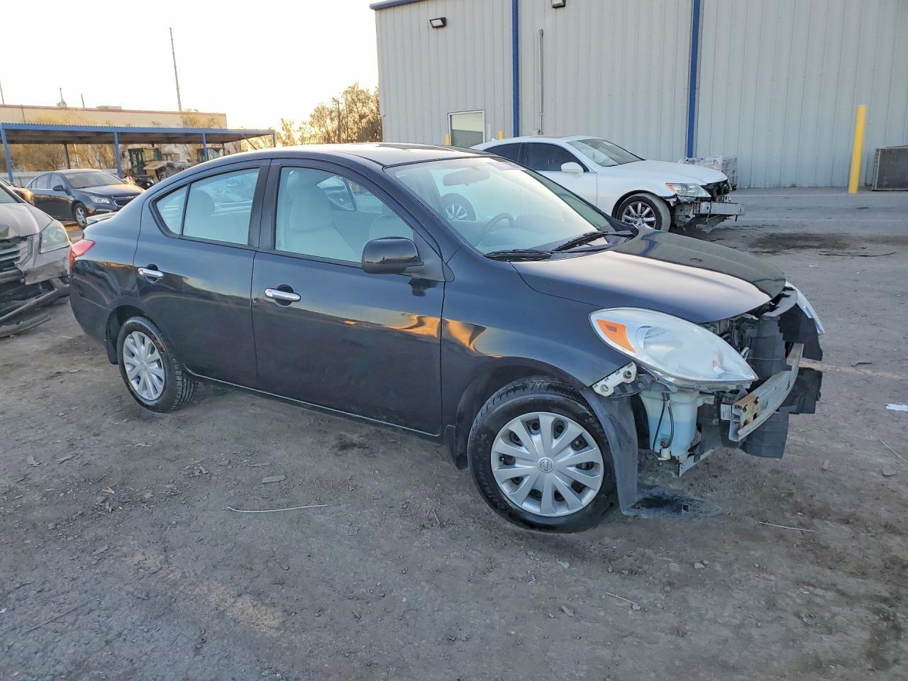 2014 NISSAN VERSA