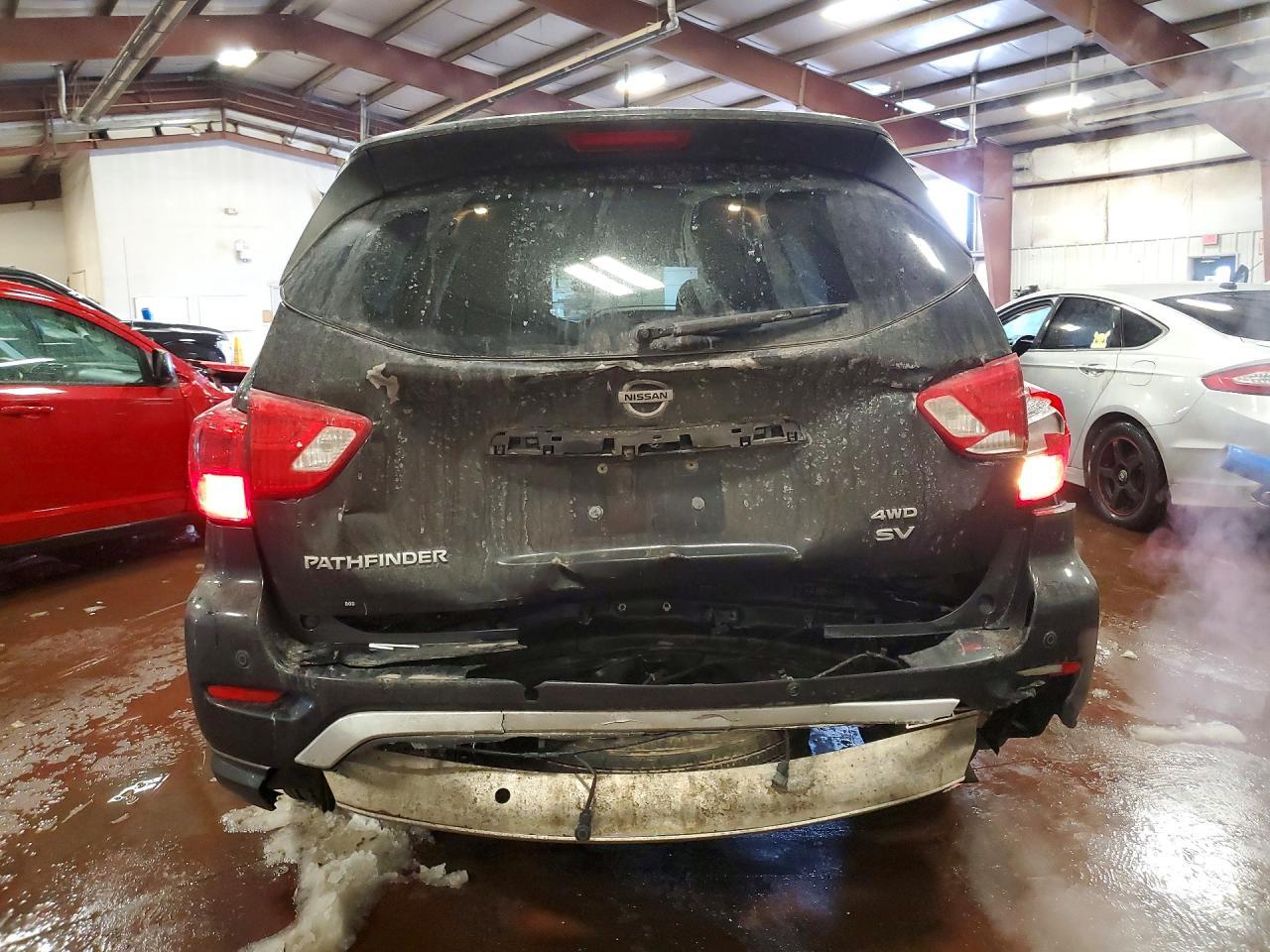 2017 NISSAN PATHFINDER