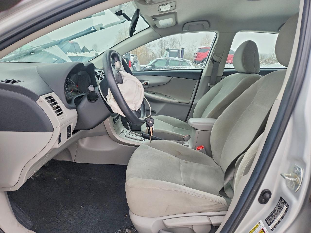 2013 TOYOTA COROLLA