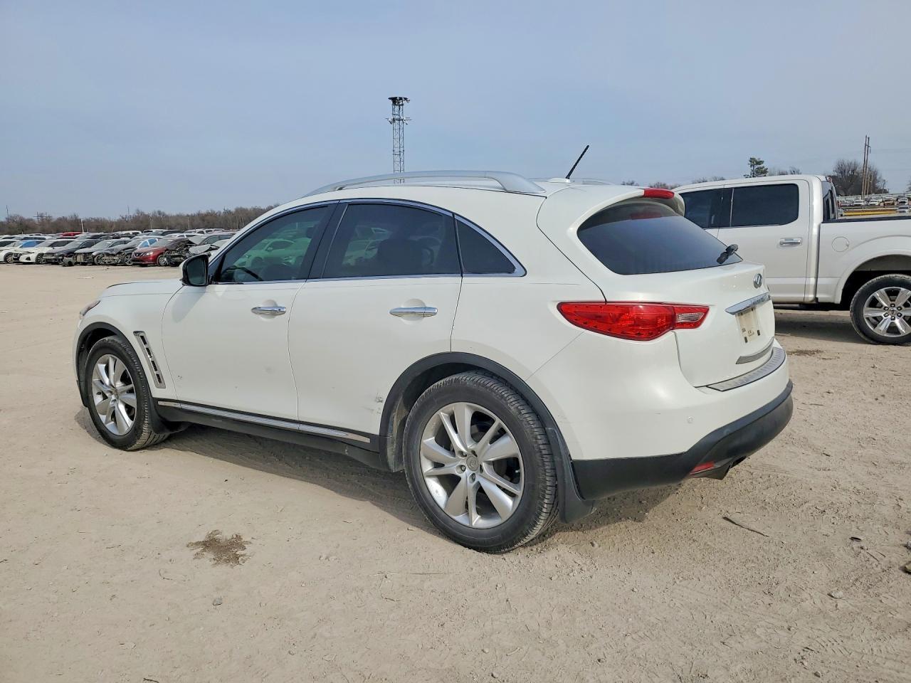 2012 INFINITI FX35