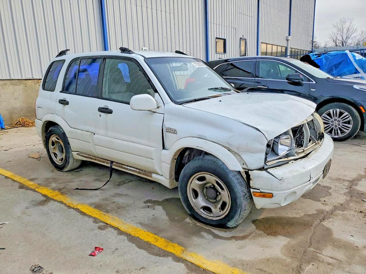 2001 SUZUKI Grand Vitara