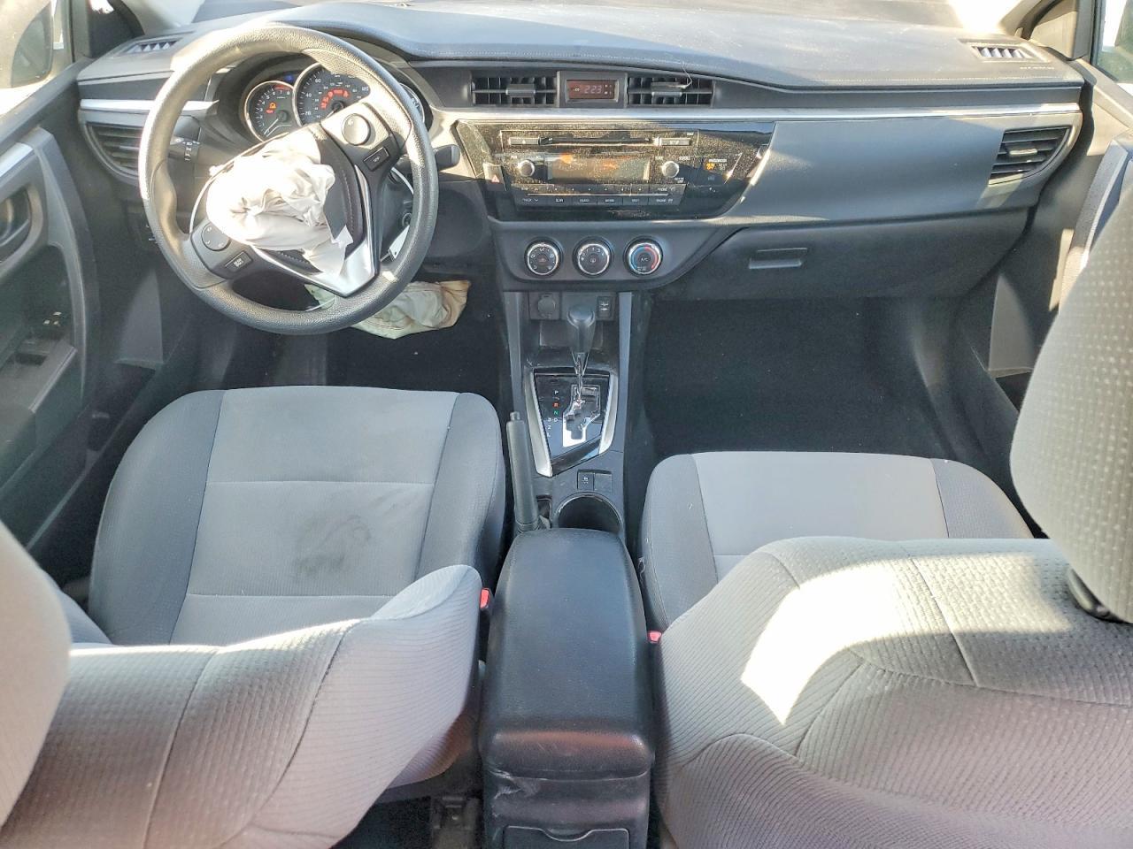 2015 TOYOTA COROLLA
