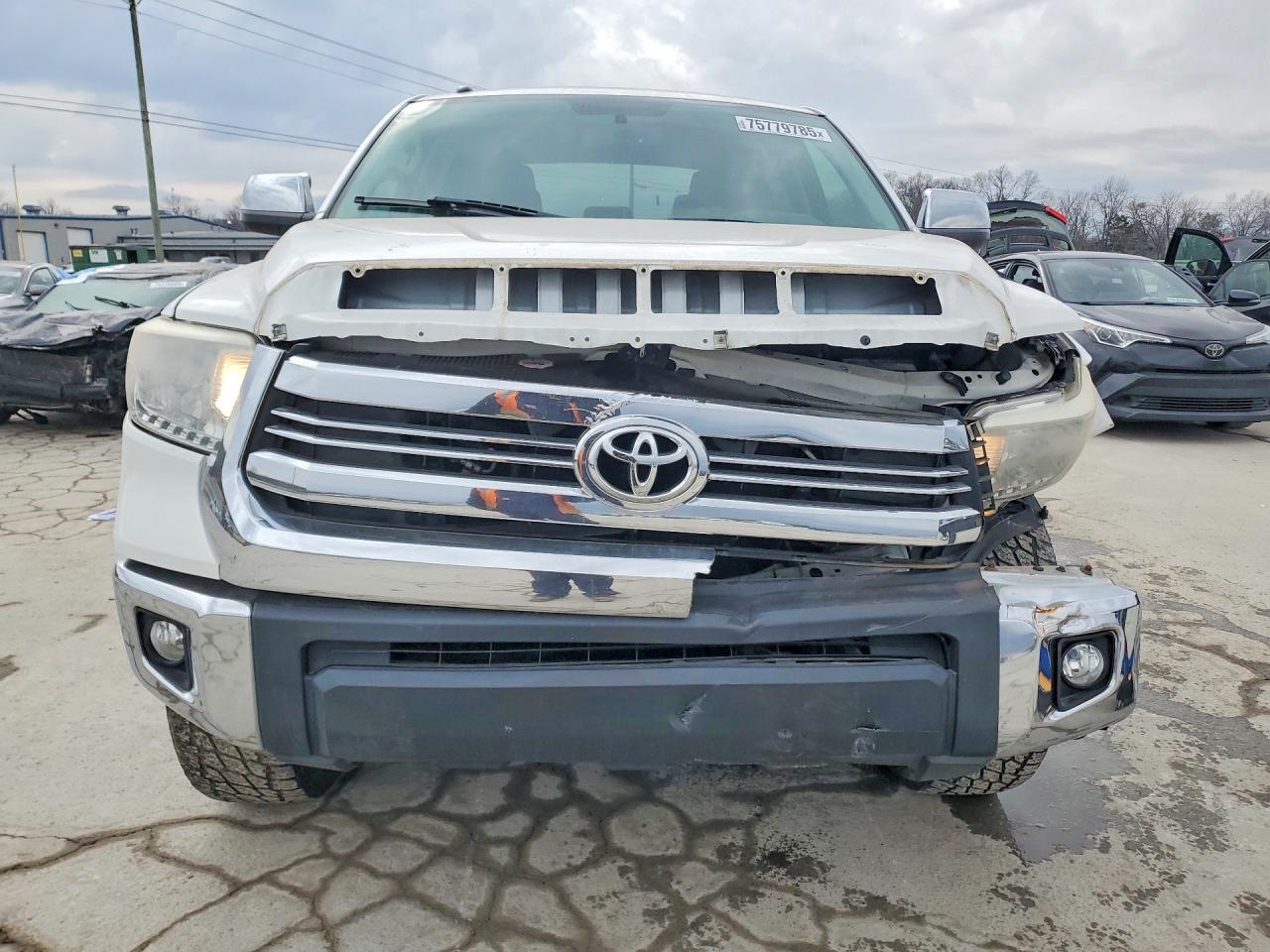2016 TOYOTA TUNDRA