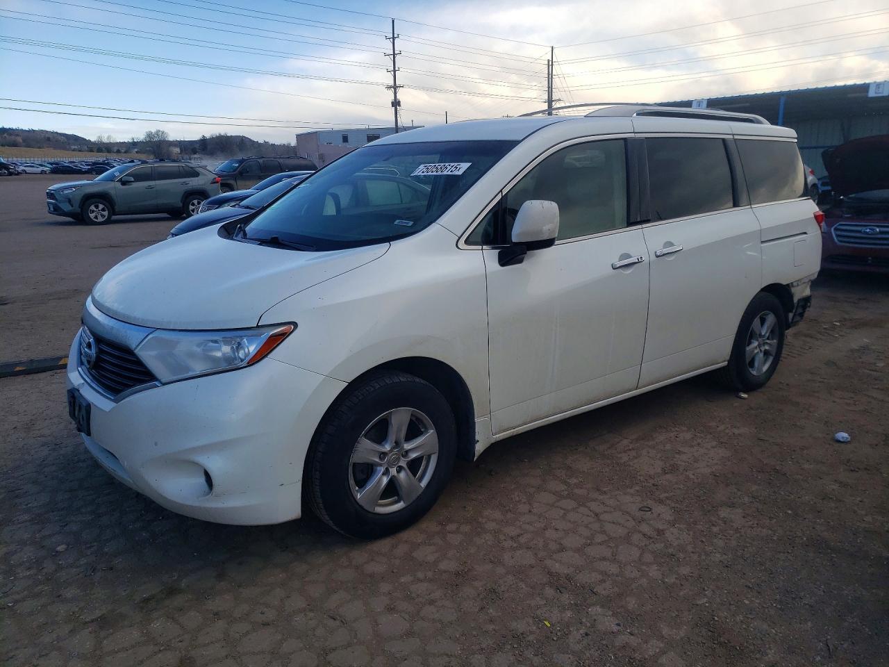 2016 NISSAN Quest