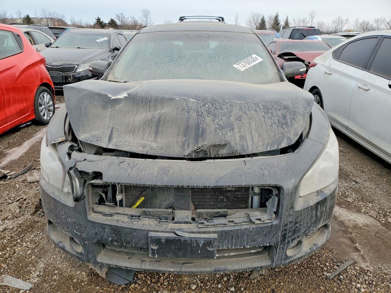 2014 NISSAN Maxima