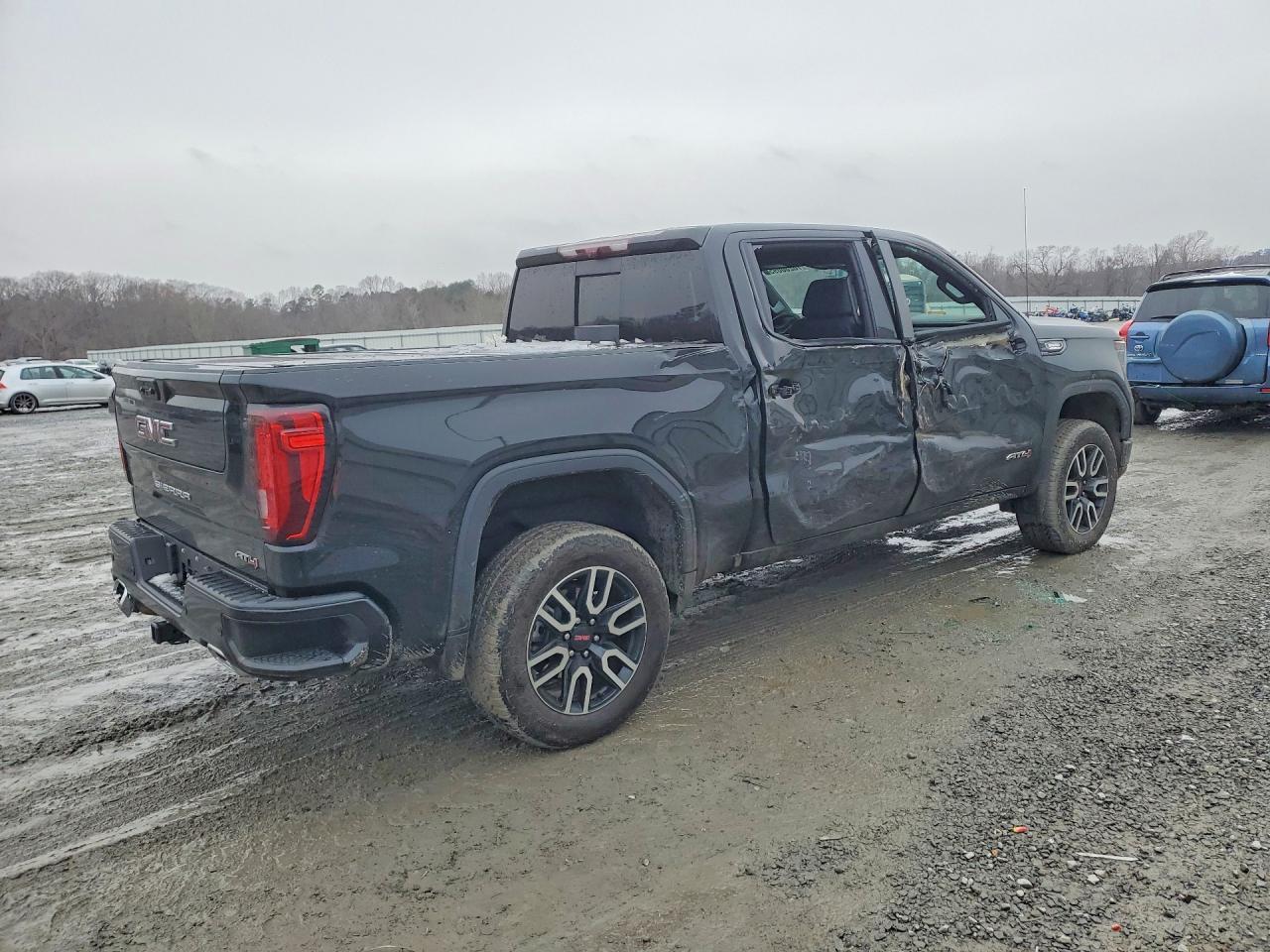 2024 GMC Sierra