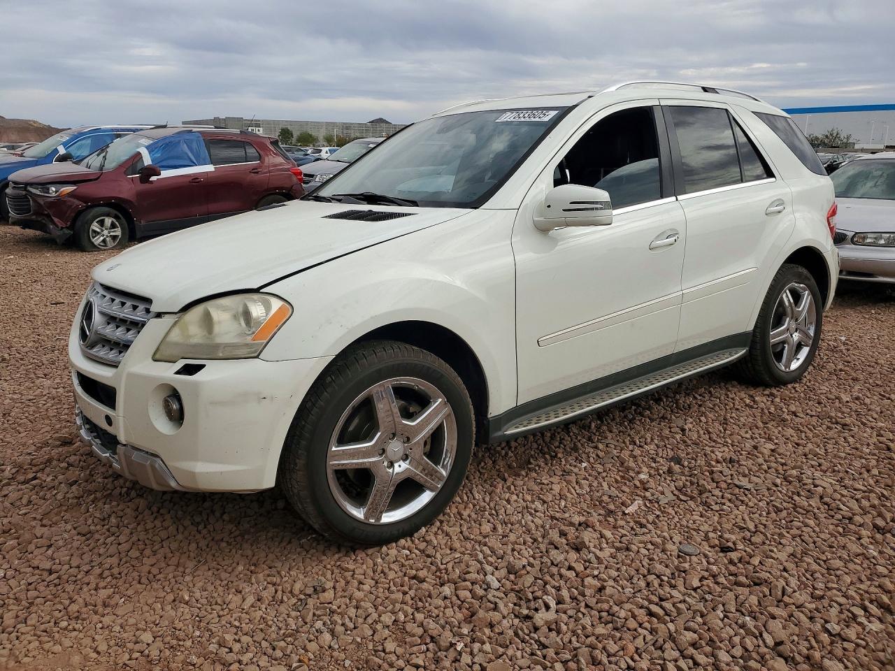 2011 MERCEDES-BENZ ML-Class