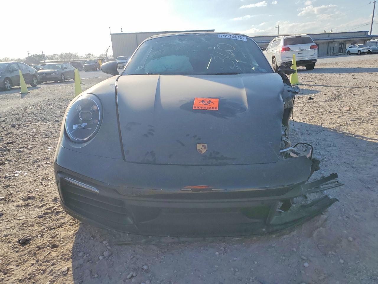 2020 PORSCHE 911