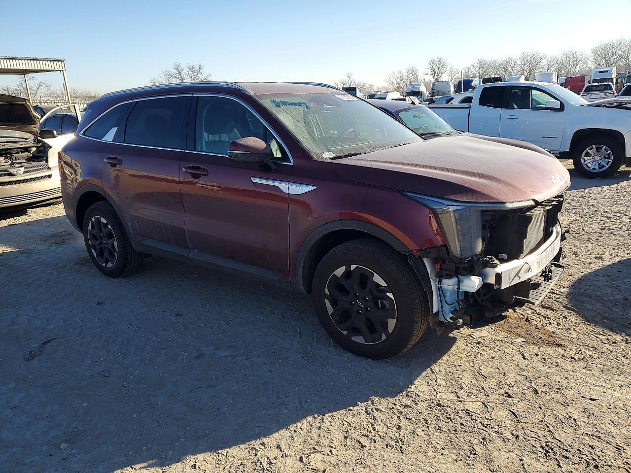 2025 KIA SORENTO
