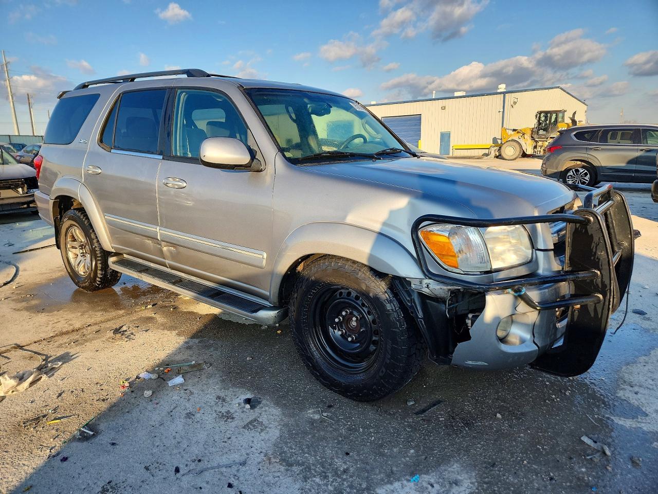 2005 TOYOTA Sequoia