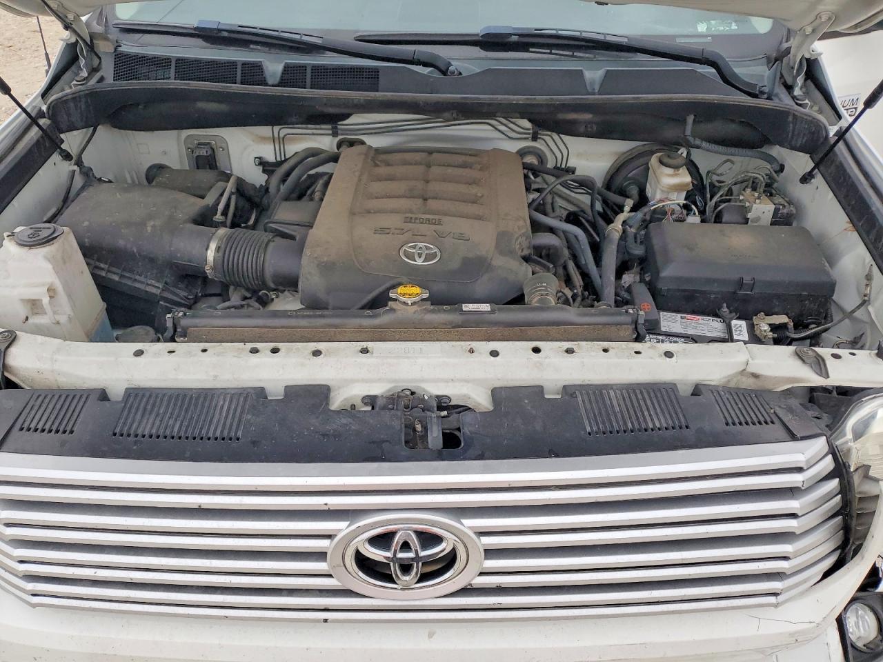 2017 TOYOTA TUNDRA