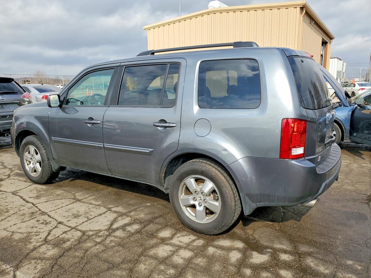 2011 HONDA PILOT