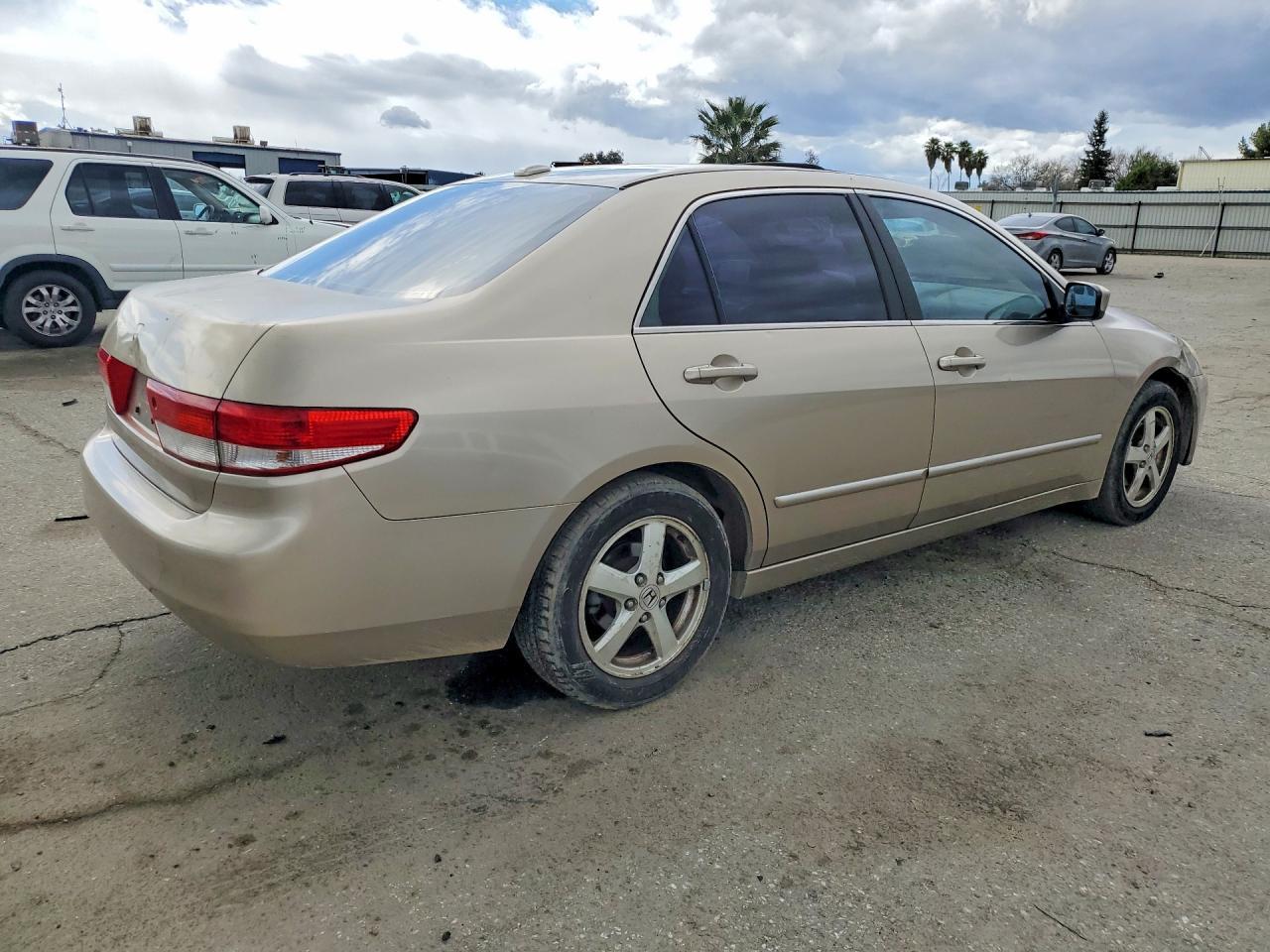 2004 HONDA ACCORD